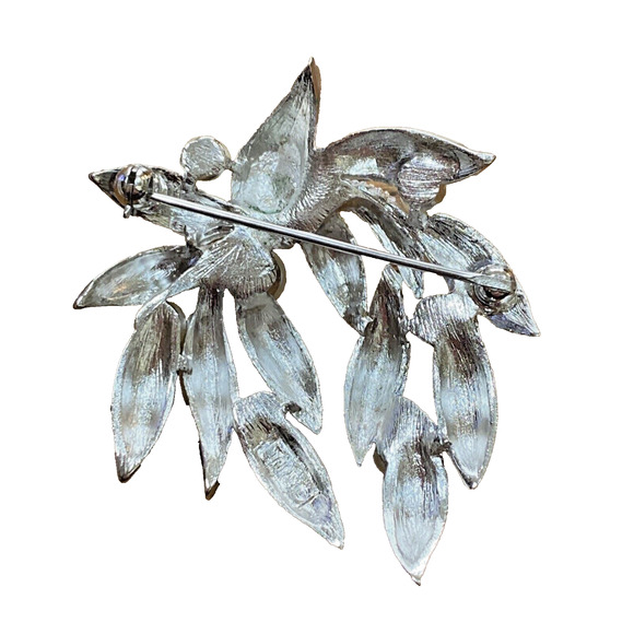 Vintage Crown Trifari Textured Silver Tone Faux Pearl Large Spray Brooch Pin - Picture 3 of 7